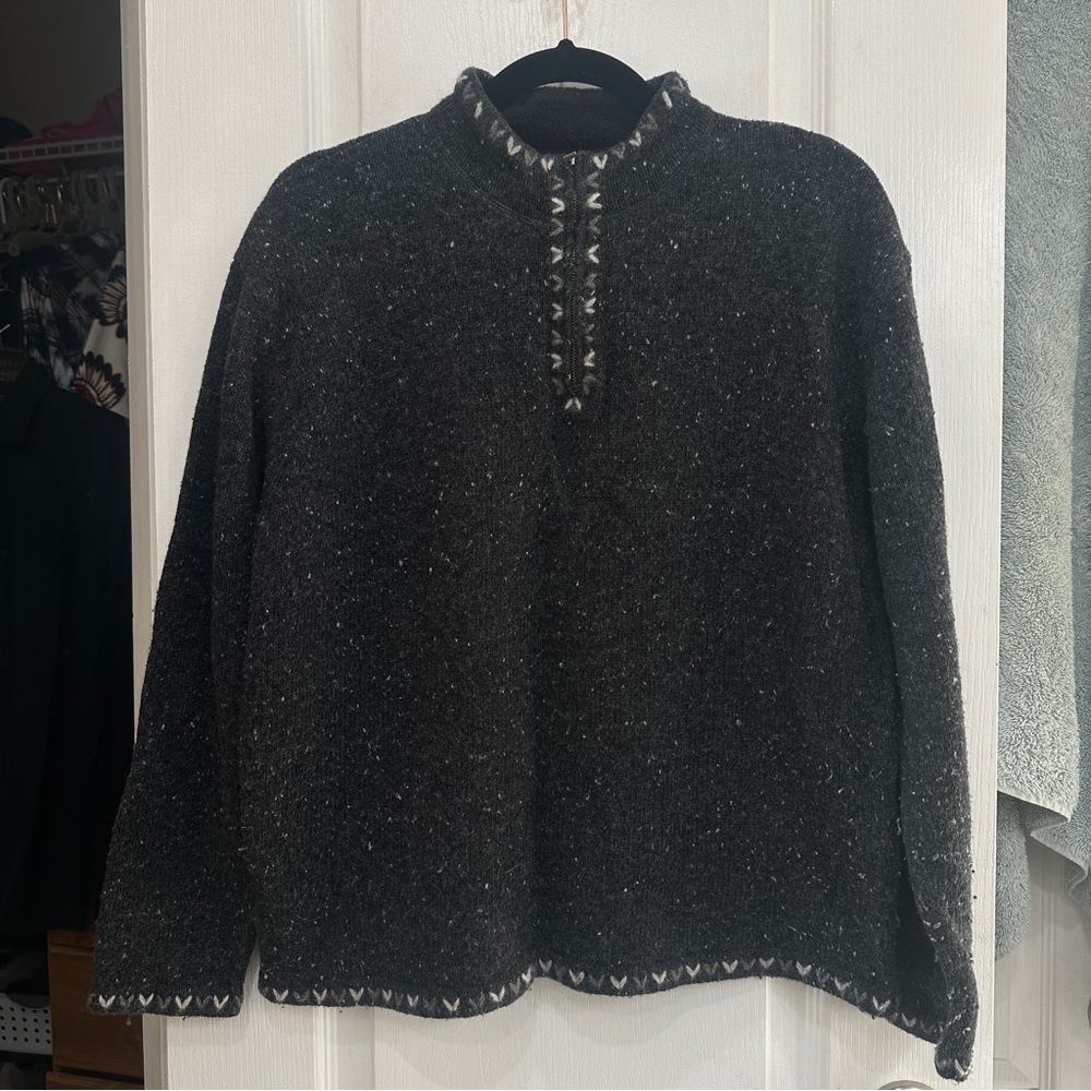 Woolrich Wool 1/4 Zip Sweater Gray White Confetti Embroidered Detail